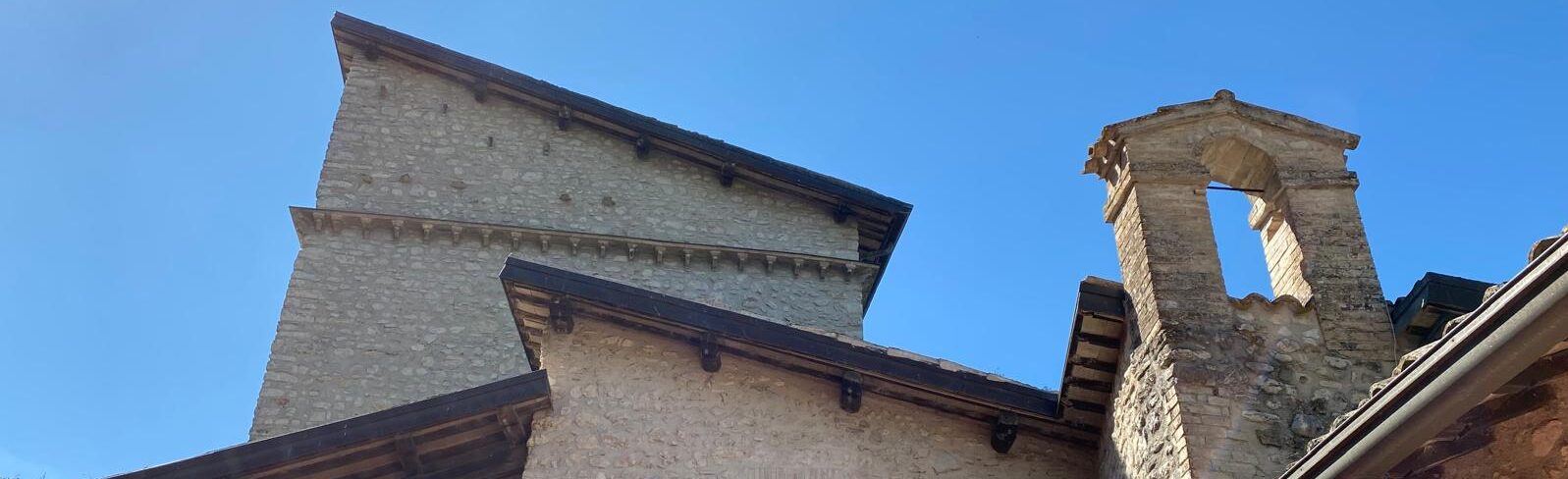 Women-only Bed and Breakfast in Spoleto Umbria with pool, tennis court, and green park — FAQ page of Adagio Umbro