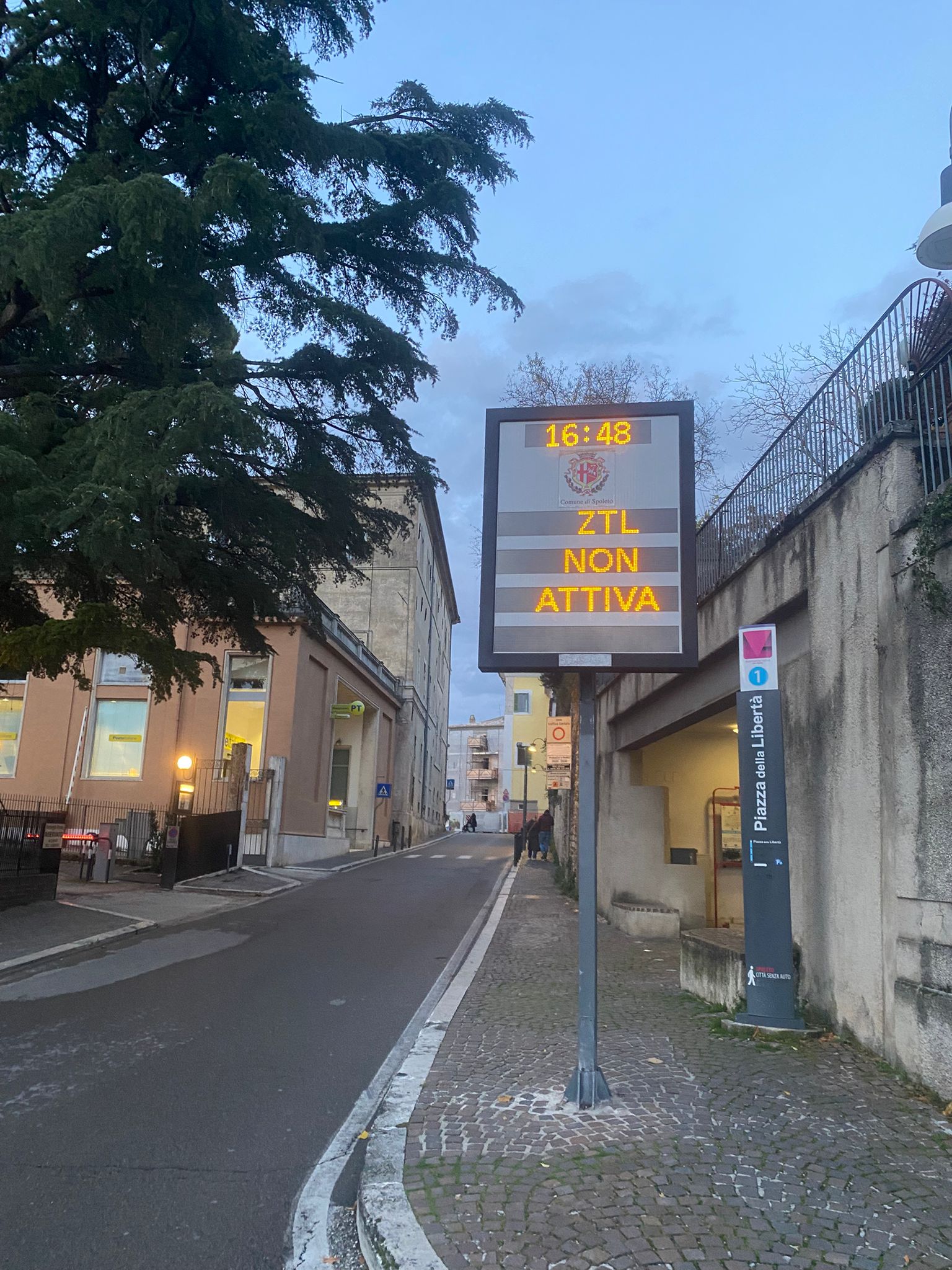 ZTL Spoleto ingresso Viale Giacomo Matteotti – accesso limitato auto
