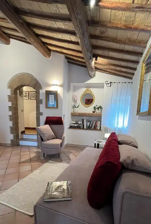 Shared guest lounge at Adagio Umbro B&B near Spoleto