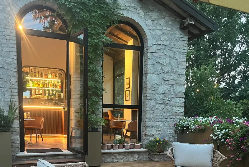 Villa storica a Spoleto in Umbria con giardino e parcheggio interno ideale per capodanno, feste natalizie